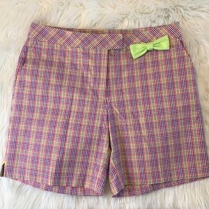 Lady Hagen Golf stretch plaid short with box 12